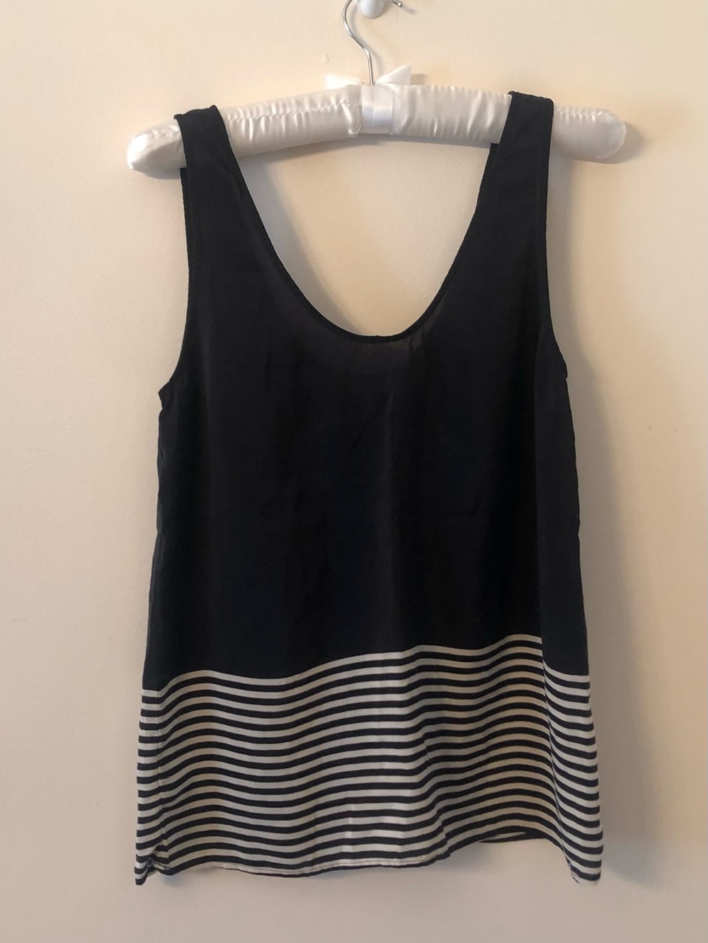 Joie Topaza 100% SILK Black Solid and Striped Hem Semi sheer Tank Top